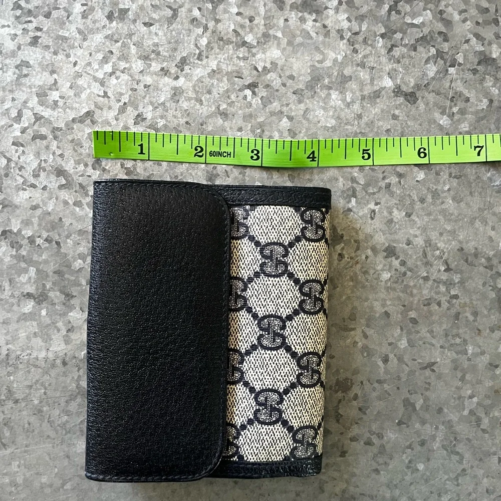 Vintage Gucci Wallet - Picture 4 of 8